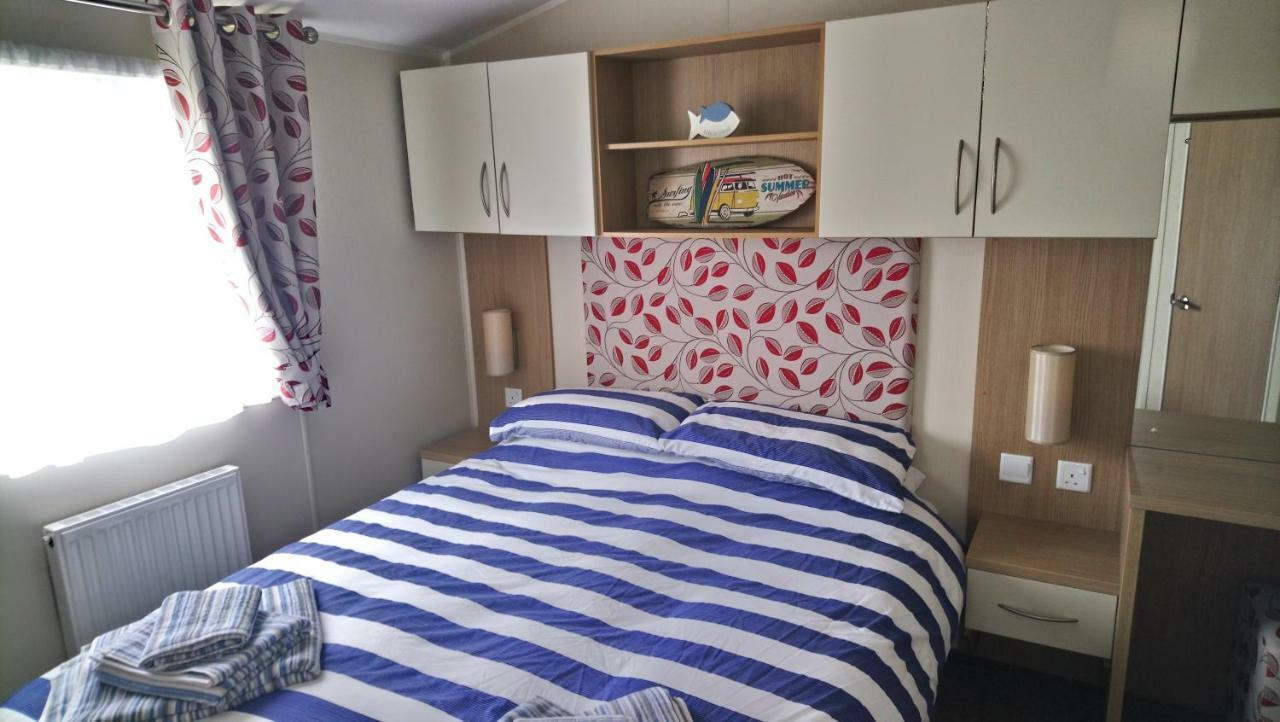 Bude Caravan Caromax - Families And Couples Only Eksteriør bilde
