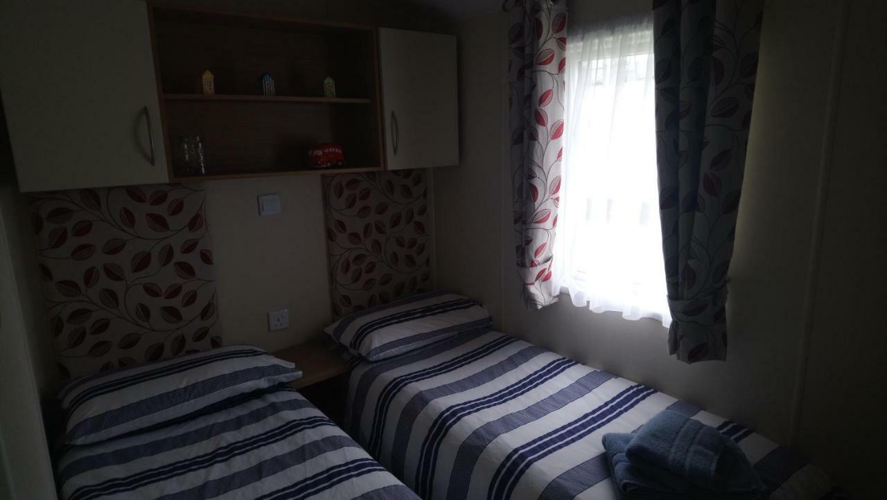 Bude Caravan Caromax - Families And Couples Only Eksteriør bilde